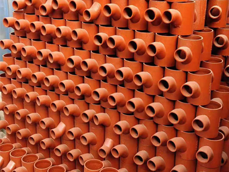 正宁寒露时节，金利建材助您构建坚固排水系统